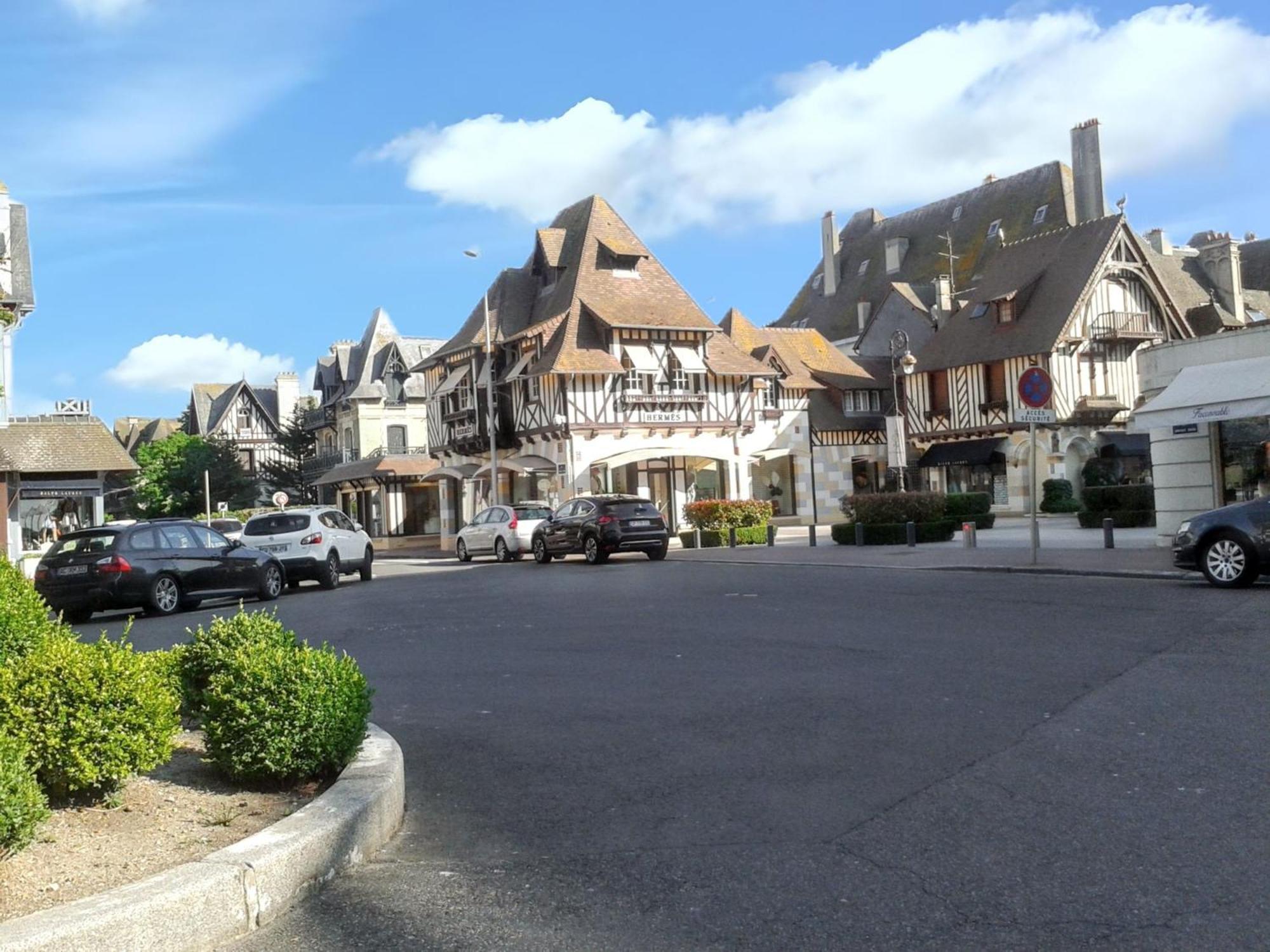 Appartement Charmant A Villers Sur Mer 30 M² Avec Terrasse Exterior foto