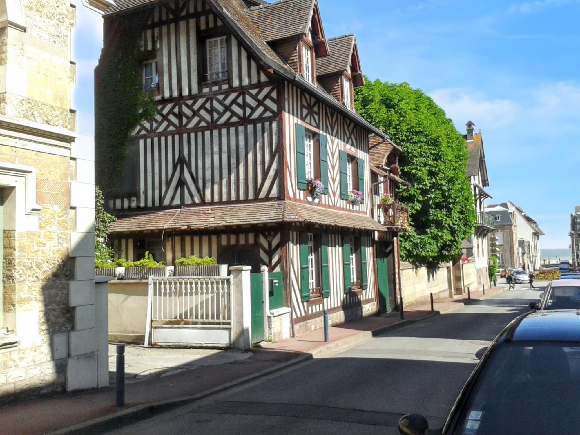 Appartement Charmant A Villers Sur Mer 30 M² Avec Terrasse Exterior foto