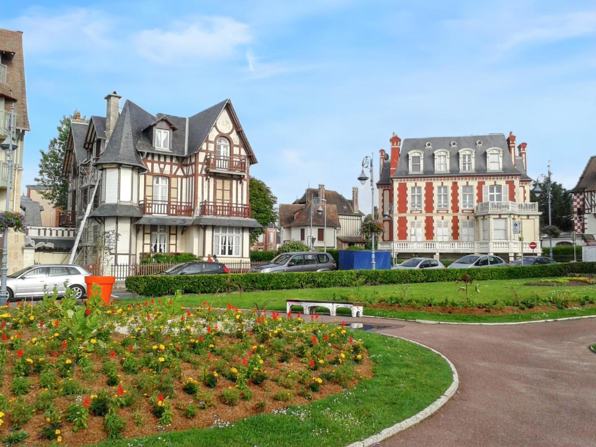 Appartement Charmant A Villers Sur Mer 30 M² Avec Terrasse Exterior foto